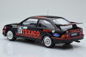 Ford Sierra RS500 Cosworth Texaco #67 K. Ludwig / K. Niedzwiedz / S. Soper 24 Hours of Nurburgring Winner 1987 IXO 1:18 18RMC — Bild 5 von 6