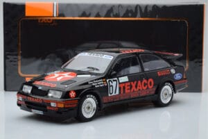 Ford Sierra RS500 Cosworth Texaco #67 K. Ludwig / K. Niedzwiedz / S. Soper 24 Hours of Nurburgring Winner 1987 IXO 1:18 18RMC — Bild 6 von 6