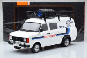 Ford Transit Mk2 Van Team David Jones Rally Assistance IXO 1:18 18RMC033XE Druckguss — Bild 6 von 6