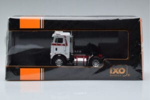 Freightliner COE Weiß IXO 1:43 TR128 Druckguss — Bild 6 von 6