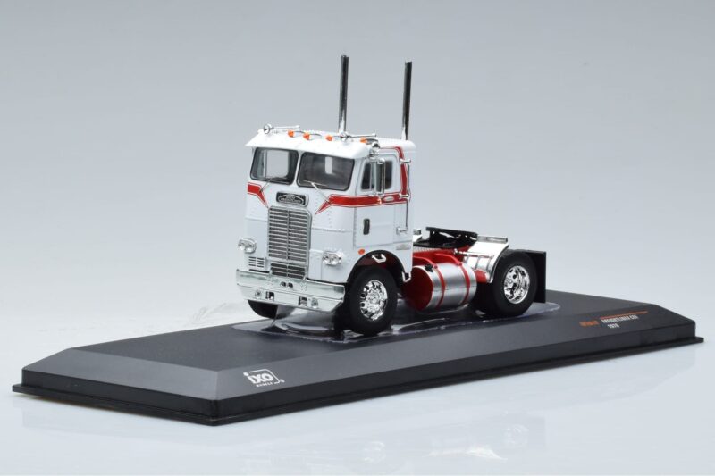 Freightliner COE Weiß IXO 1:43 TR128 Druckguss