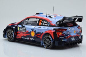 Hyundai i20 Coupe WRC #8 O. Tanak / M. Jarveoja Rally Monte Carlo 2020 IXO 1:18 18RMC067C Druckguss — Bild 5 von 6