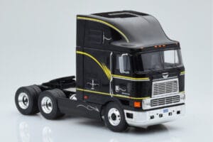 International Eagle Cabover Schwarz IXO 1:43 TR169 Druckguss — Bild 3 von 5