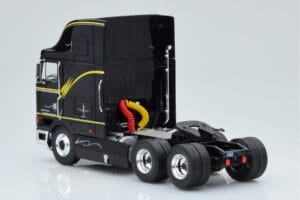 International Eagle Cabover Schwarz IXO 1:43 TR169 Druckguss — Bild 4 von 5