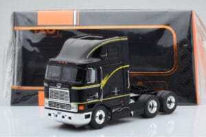 International Eagle Cabover Schwarz IXO 1:43 TR169 Druckguss — Bild 5 von 5