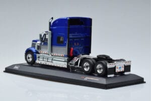 International Lonestar Blau IXO 1:43 TR118 Druckguss — Bild 5 von 6