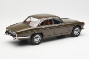 Jaguar XJ6 Series 1 4.2 Sable Braun Paragon 1:18 2011004 Druckguss — Bild 3 von 8