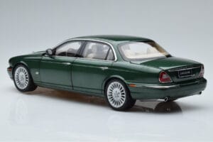 Jaguar XJ6 X350 Racing Grün Almost Real 1:18 810502 Druckguss — Bild 7 von 13