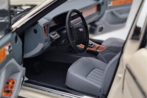 Jaguar XJ6 XJ40 Glacier Weiß Almost Real 1:18 810542 Druckguss — Bild 8 von 11