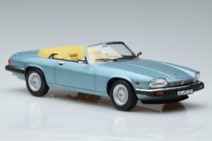 Jaguar XJS V12 Cabriolet Hellblau Metallic Norev 1:18 182635 Druckguss — Bild 4 von 6