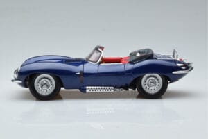 Jaguar XKSS Blau AUTOart 1:18 73510 Druckguss — Bild 5 von 9