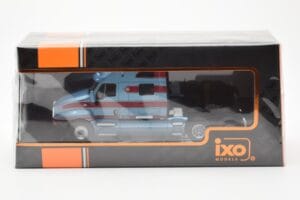 Kenworth T2000 Hellblau Rot IXO 1:43 TR180 Druckguss — Bild 3 von 4