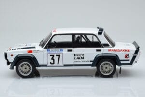 Lada 2105 VFTS #37 H. Ohu Rally Acropolis 1983 IXO 1:18 18RMC145 Druckguss — Bild 3 von 6