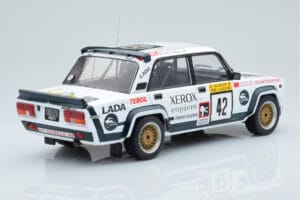 Lada 2105 VFTS #42 S. Brundza Rally 1000 Lakes 1984 IXO 1:18 18RMC146 Druckguss — Bild 2 von 6