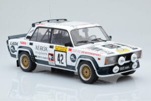 Lada 2105 VFTS #42 S. Brundza Rally 1000 Lakes 1984 IXO 1:18 18RMC146 Druckguss — Bild 4 von 6