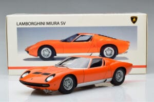 Lamborghini Miura SV Orange AUTOart 1:18 74542 Druckguss — Bild 8 von 8