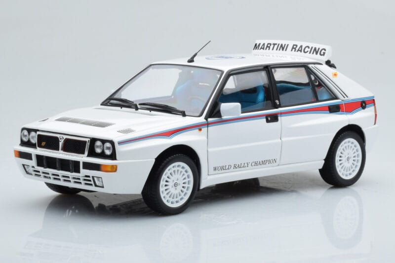 Lancia Delta HF Integrale 6 Weiß Kyosho 1:18 08344E Druckguss