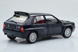 Lancia Delta HF Integrale Club Italia Blau Kyosho 1:18 08343SC Druckguss — Bild 4 von 8
