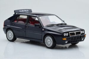Lancia Delta HF Integrale Club Italia Blau Kyosho 1:18 08343SC Druckguss — Bild 6 von 8