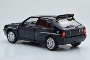 Lancia Delta HF Integrale Club Italia Blau Kyosho 1:18 08343SC Druckguss — Bild 7 von 8