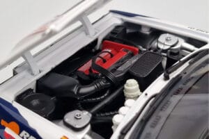 Lancia Delta HF Integrale Evoluzione #2 C. Sainz / L. Moya Tour de Corse 1993 Kyosho 1:18 08348J Druckguss — Bild 8 von 9