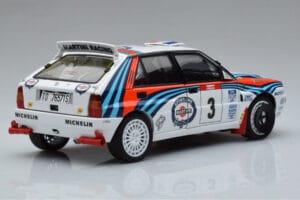 Lancia Delta HF Integrale Evoluzione #3 D. Auriol / B. Occelli Tour de Corse 1992 Kyosho 1:18 08348H Druckguss — Bild 3 von 9
