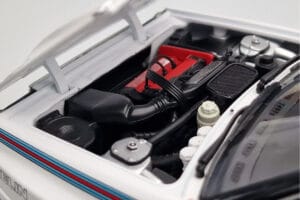Lancia Delta HF Integrale Evoluzione Test Car Kyosho 1:18 08348G Druckguss — Bild 8 von 9