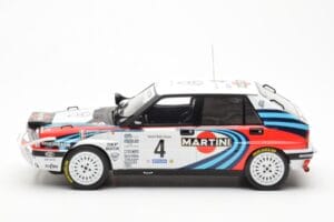 Lancia Delta Integrale 16V #4 A. Fiorio Rally Safari 1990 IXO 1:18 18RMC139B Druckguss — Bild 3 von 6