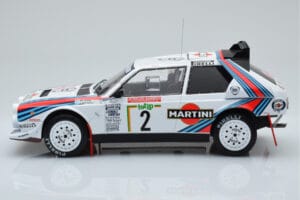 Lancia Delta S4 #2 M. Alen / I. Kivimaki Rally San Remo 1986 IXO 1:18 18RMC130A Druckguss — Bild 3 von 6