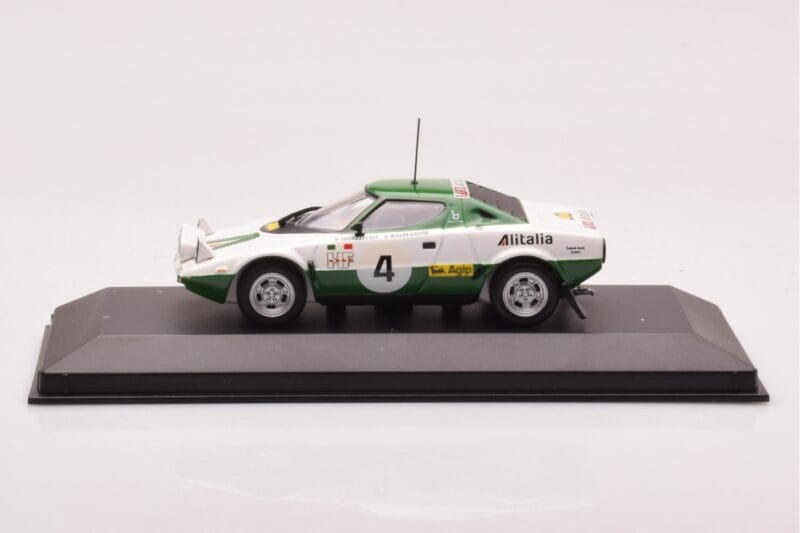 Lancia Stratos Alitalia #4 B. Waldegaard / H. Thorzelius Winner Rally Sweden 1975 Minichamps 1:43 430751204 Druckguss