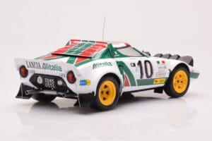 Lancia Stratos HF #10 S. Munari / S. Maiga Rally Monte Carlo 1976 IXO 1:18 18RMC162A Druckguss — Bild 2 von 6