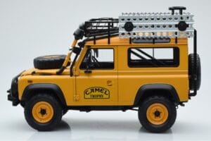 Land Rover Defender 90 Camel Trophy Borneo 1985 Almost Real 1:18 810213 Druckguss — Bild 4 von 8