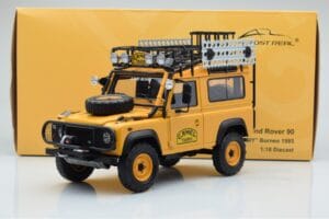 Land Rover Defender 90 Camel Trophy Borneo 1985 Almost Real 1:18 810213 Druckguss — Bild 8 von 8