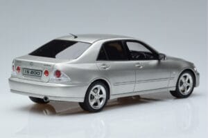 Lexus IS200 XE10 Silber Otto 1:18 OT991 Resin — Bild 2 von 6
