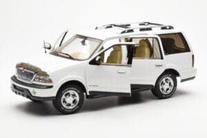 Lincoln Navigator Weiß AUTOart 1:18 72761 Druckguss — Bild 2 von 8