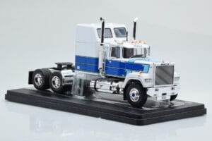 Mack Superliner Magnum Weiß Blau IXO 1:43 TR165 Druckguss — Bild 4 von 6