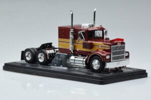 Marmon CHDT Rot-Gold IXO 1:43 TR157 Druckguss — Bild 4 von 6