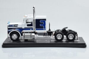 Marmon CHDT Weiß Blau IXO 1:43 TR083 Druckguss — Bild 2 von 4