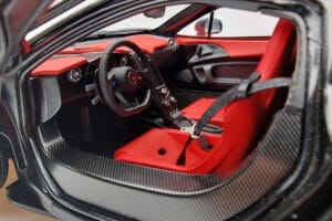 McLaren P1 Matt Schwarz AUTOart 1:18 76027 Druckguss — Bild 8 von 9