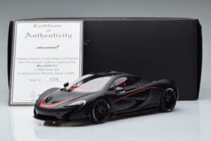McLaren P1 Matt Schwarz AUTOart 1:18 76027 Druckguss — Bild 9 von 9