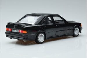 Mercedes 190 E 2.3-16 Cosworth W201 Norev 1:18 183830 Druckguss — Bild 3 von 7