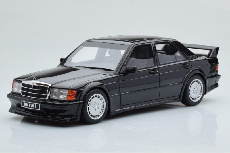 Mercedes 190E W201 2.5-16 Evo I Schwarz Otto 1:18 OT151 Resin