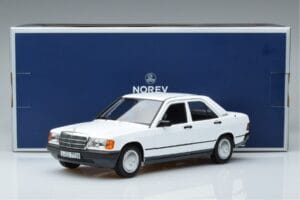 Mercedes 190 E W201 Weiß Norev 1:18 183820 Druckguss — Bild 7 von 7