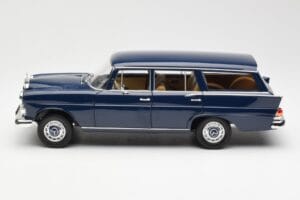 Mercedes 200 Universal W115 Blau Norev 1:18 183599 Druckguss — Bild 4 von 8