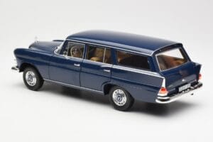 Mercedes 200 Universal W115 Blau Norev 1:18 183599 Druckguss — Bild 7 von 8