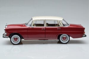 Mercedes 200 W110 Rot Norev 1:18 183706 Druckguss — Bild 5 von 7