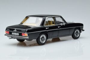 Mercedes 200 W115 Limitierte Auflage Norev 1:18 183775 Druckguss — Bild 3 von 8