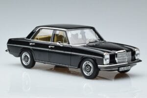 Mercedes 200 W115 Limitierte Auflage Norev 1:18 183775 Druckguss — Bild 6 von 8