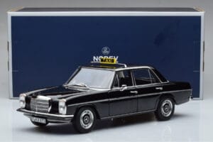 Mercedes 200 W115 Taxi Norev 1:18 183776 Druckguss — Bild 7 von 7