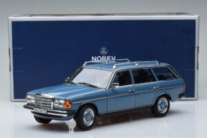 Mercedes 200T S123 Blau Norev 1:18 183737 Druckguss — Bild 7 von 7